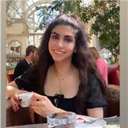 Ich bin Schriftstellerin und kann Texte ins Farsi übersetzen